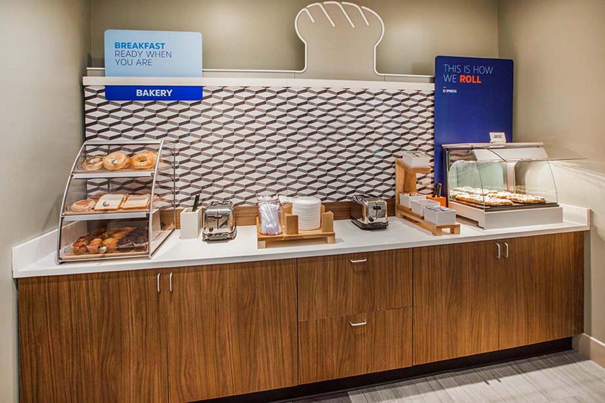 Holiday Inn Express & Suites Perry By Ihg Zewnętrze zdjęcie