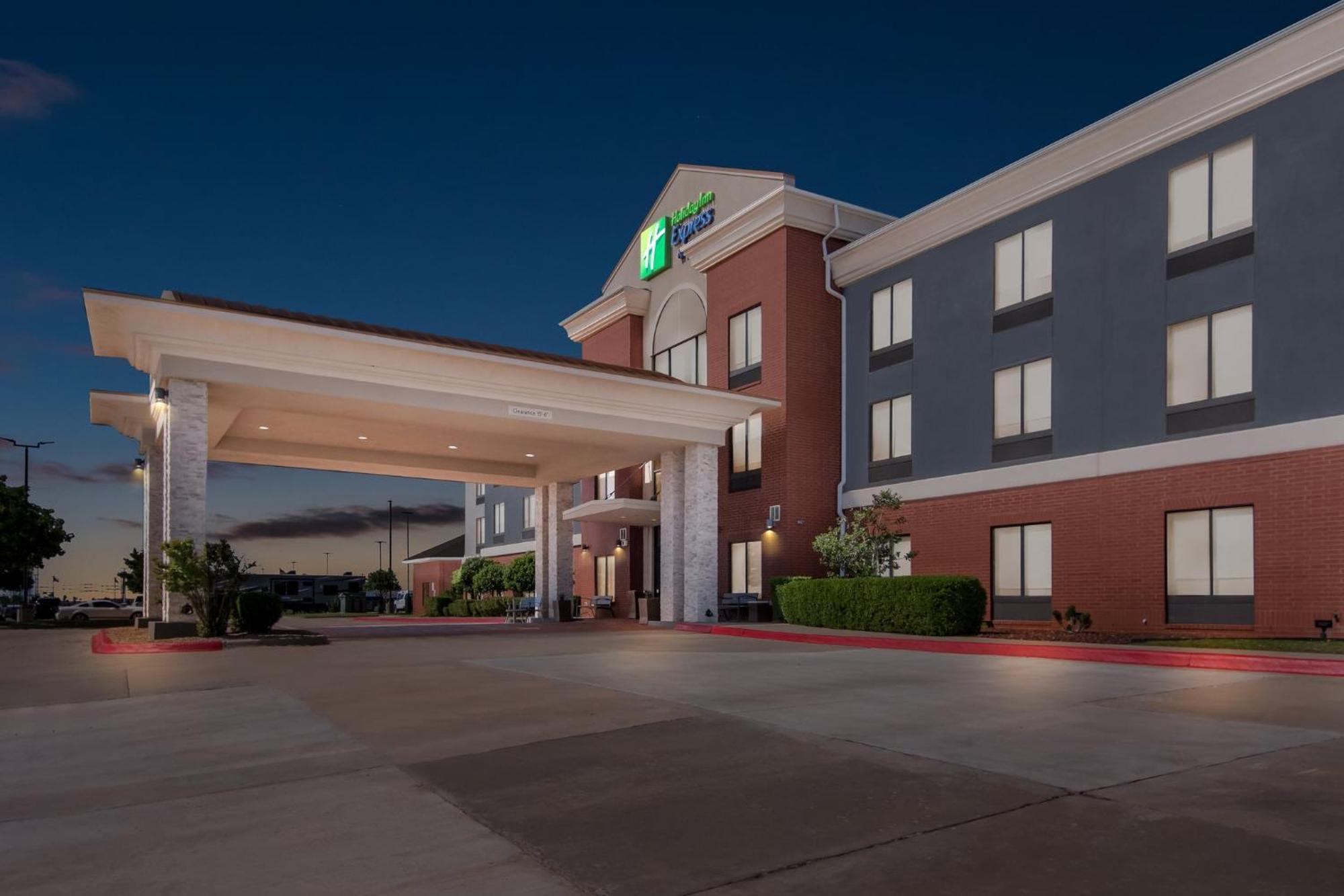 Holiday Inn Express & Suites Perry By Ihg Zewnętrze zdjęcie