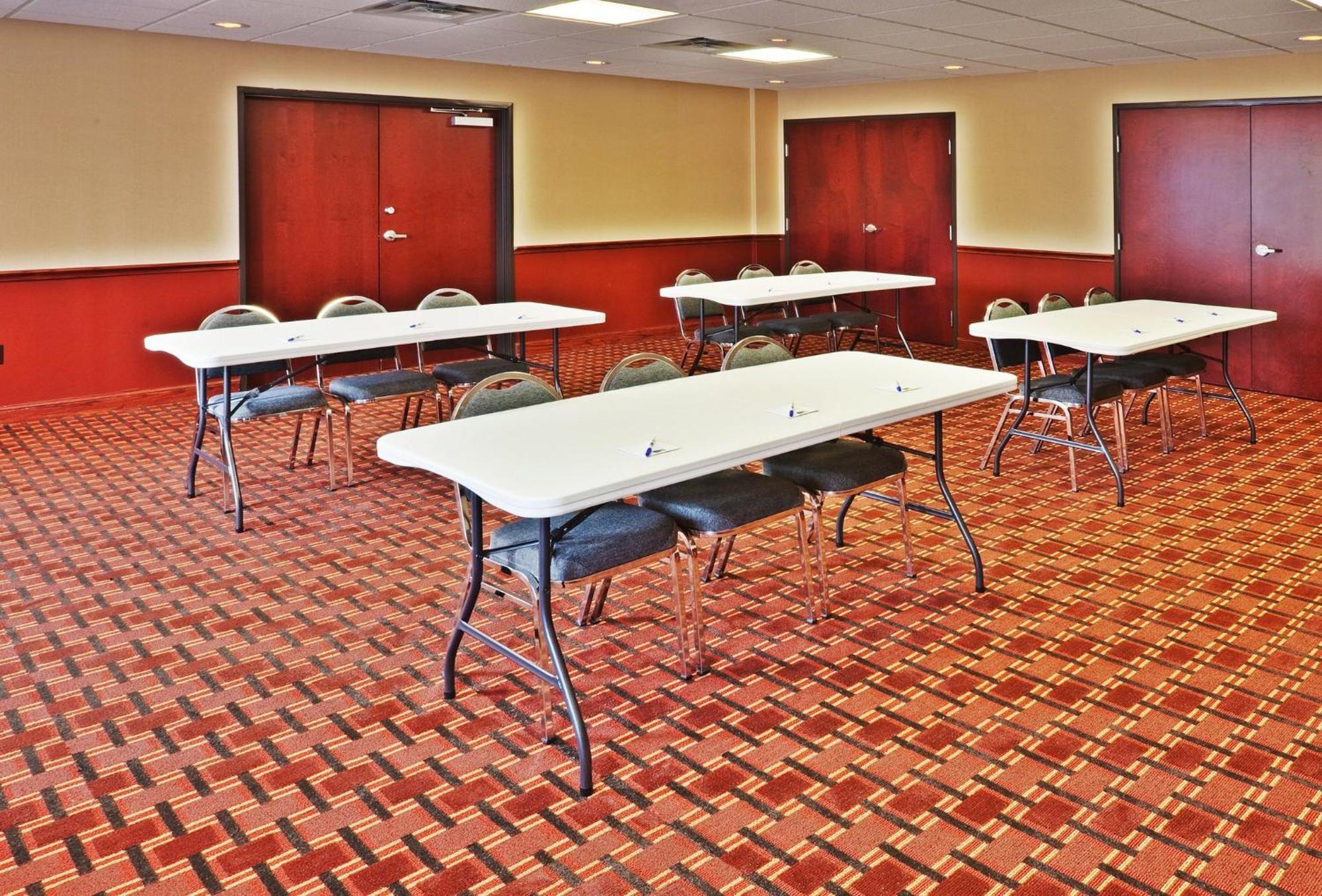 Holiday Inn Express & Suites Perry By Ihg Zewnętrze zdjęcie