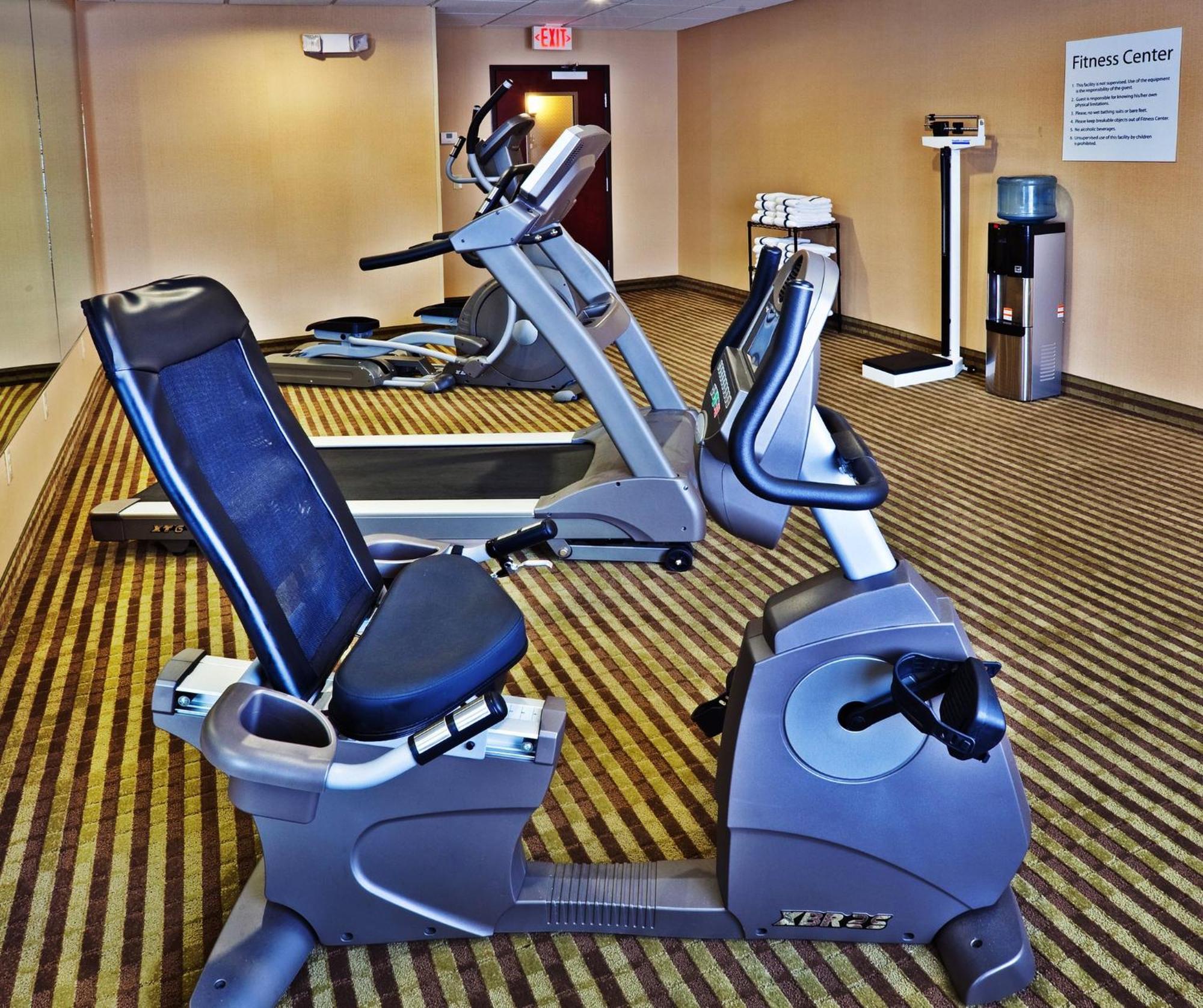 Holiday Inn Express & Suites Perry By Ihg Zewnętrze zdjęcie
